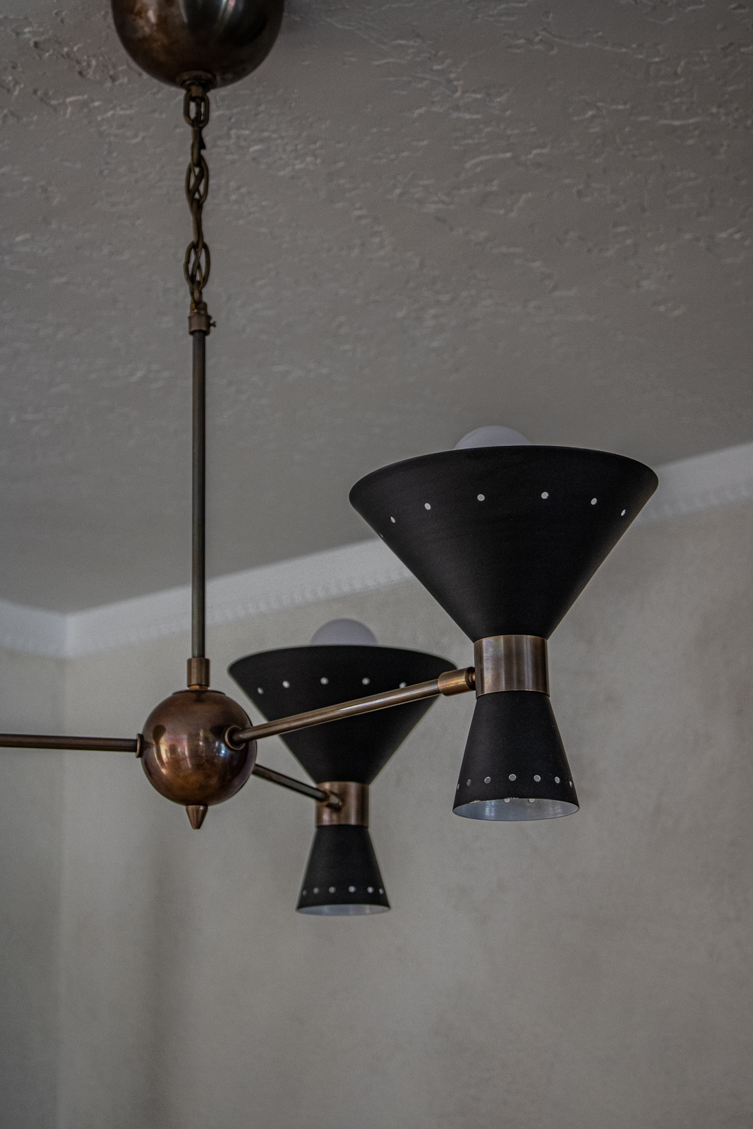 unique rustic chandeliers